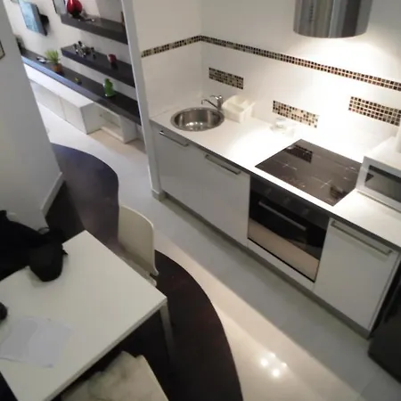 Giomar アパート ナポリ